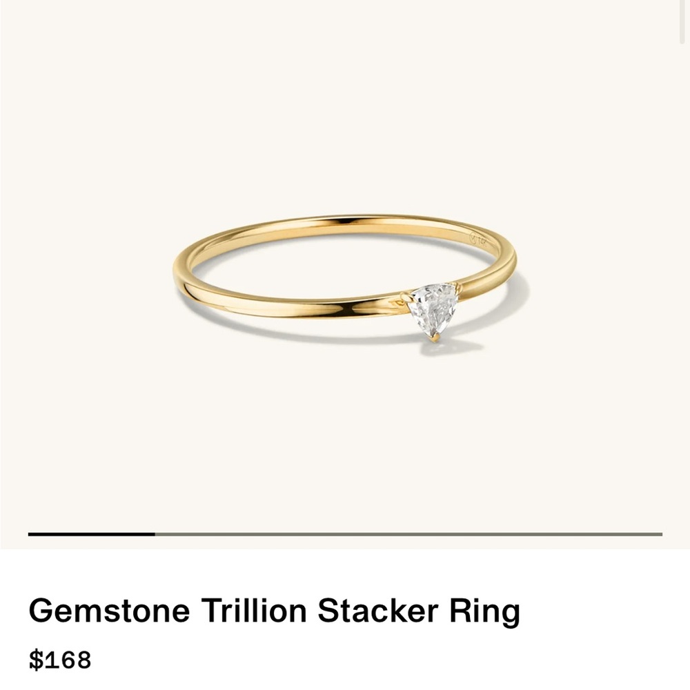 Mejuri Gemstone Trillion Stacker Ring